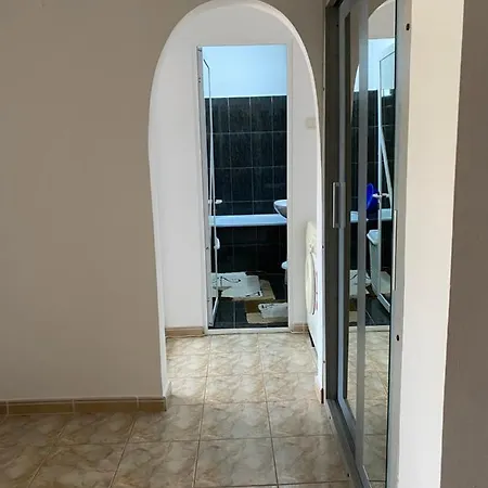 Apartament Rozelor Elena * Mangalia
